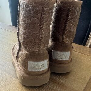 UGG Tan Boots with leopard Textured Design size 8